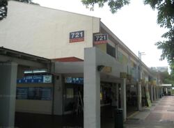 721 ANG MO KIO AVENUE 8 (D20), Shop House #464182491